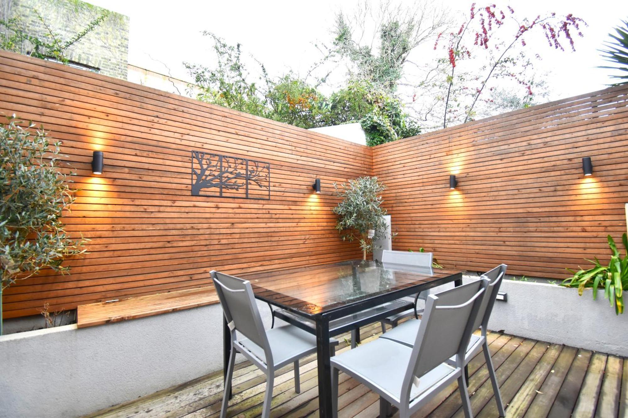 Stunning 2 Bed Apartment London Bagian luar foto