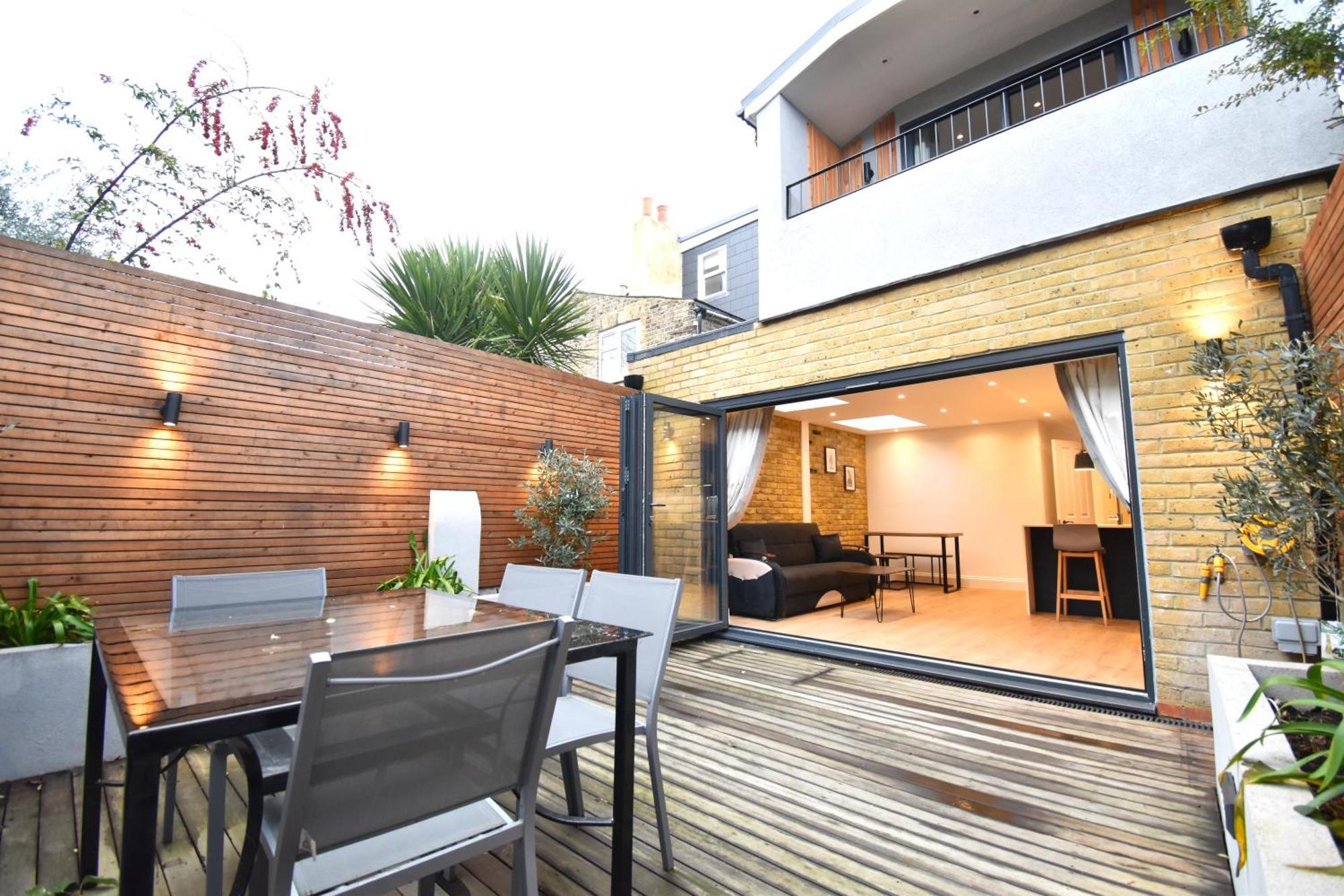 Stunning 2 Bed Apartment London Bagian luar foto