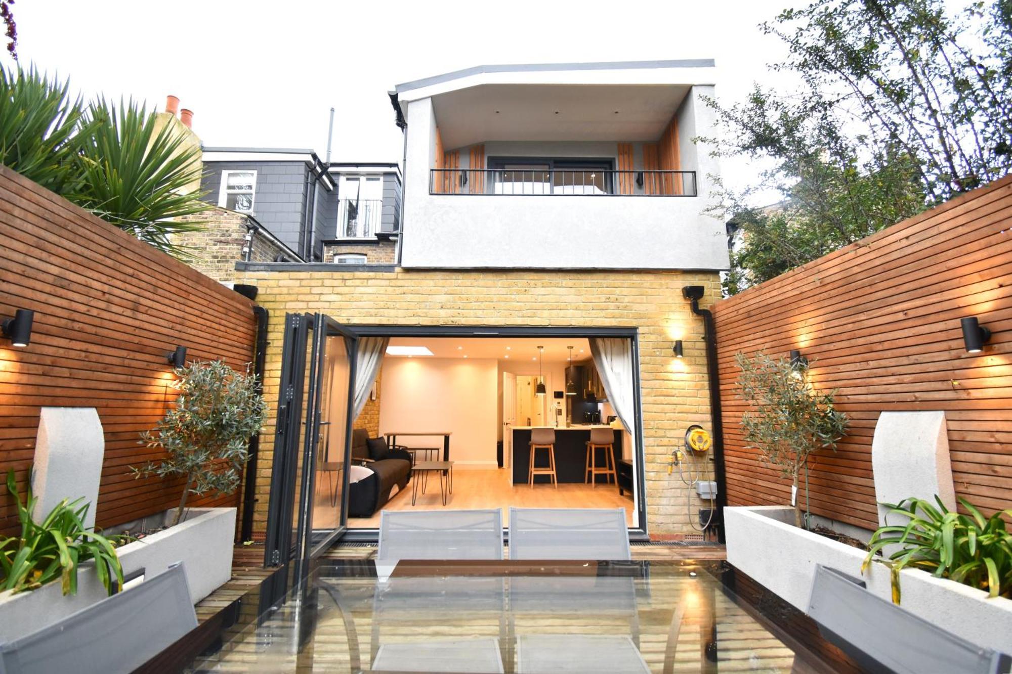 Stunning 2 Bed Apartment London Bagian luar foto