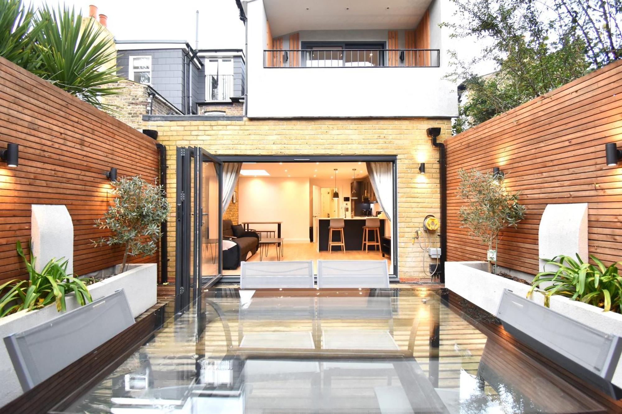 Stunning 2 Bed Apartment London Bagian luar foto